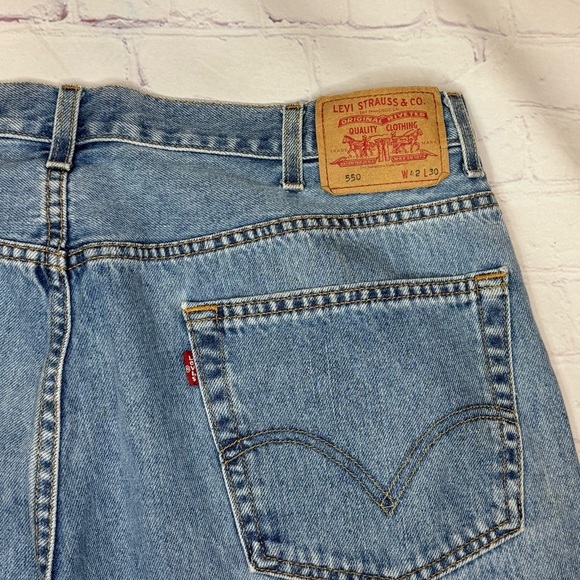 LEVI’S 550 Relaxed Fit Classic Blue Men's Jeans 42x30 - Picture 7 of 13